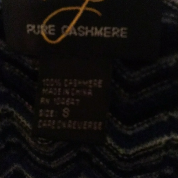 Pure Cashmere Sweater - Picture 4 of 5